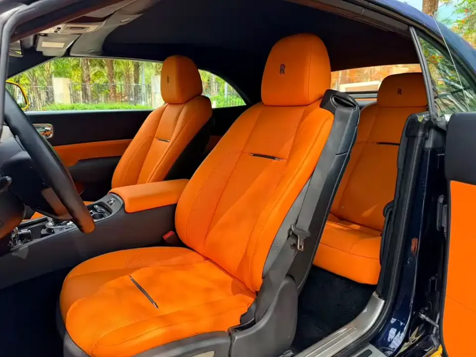 Rolls-Royce Dawn
