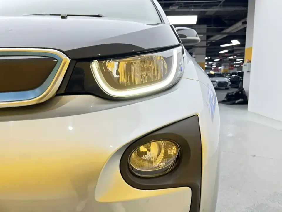 BMW i3 (Import)