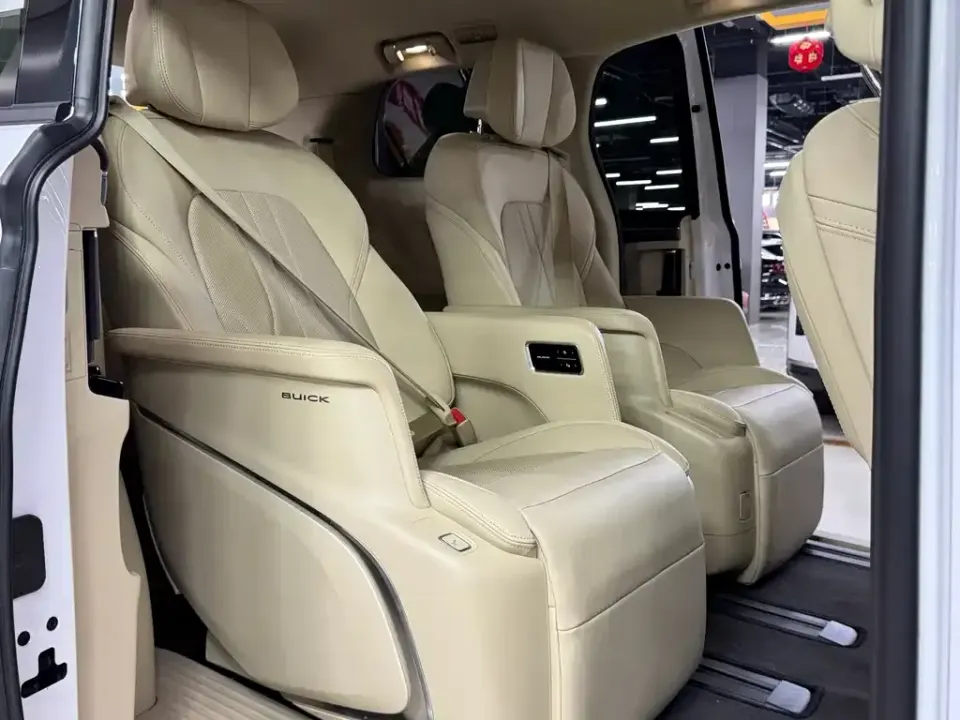 Buick GL8 Hybrid