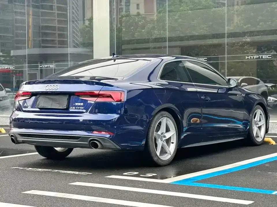 Audi A5 (Import)