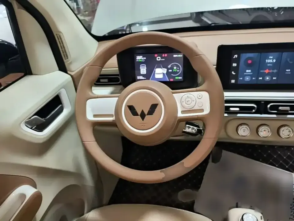 Wuling MINIEV