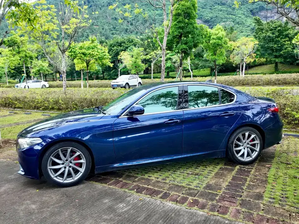 Alfa Romeo Giulia