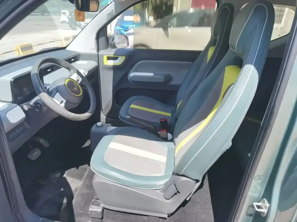 Wuling MINIEV