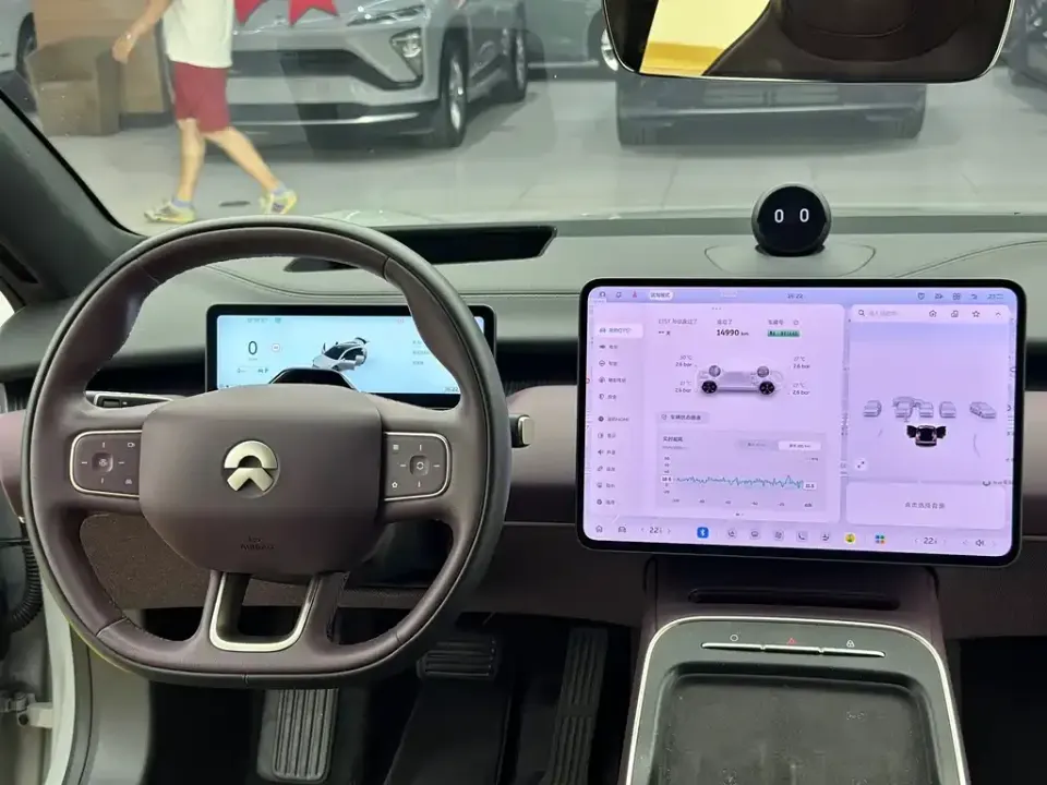 Nio ET5T