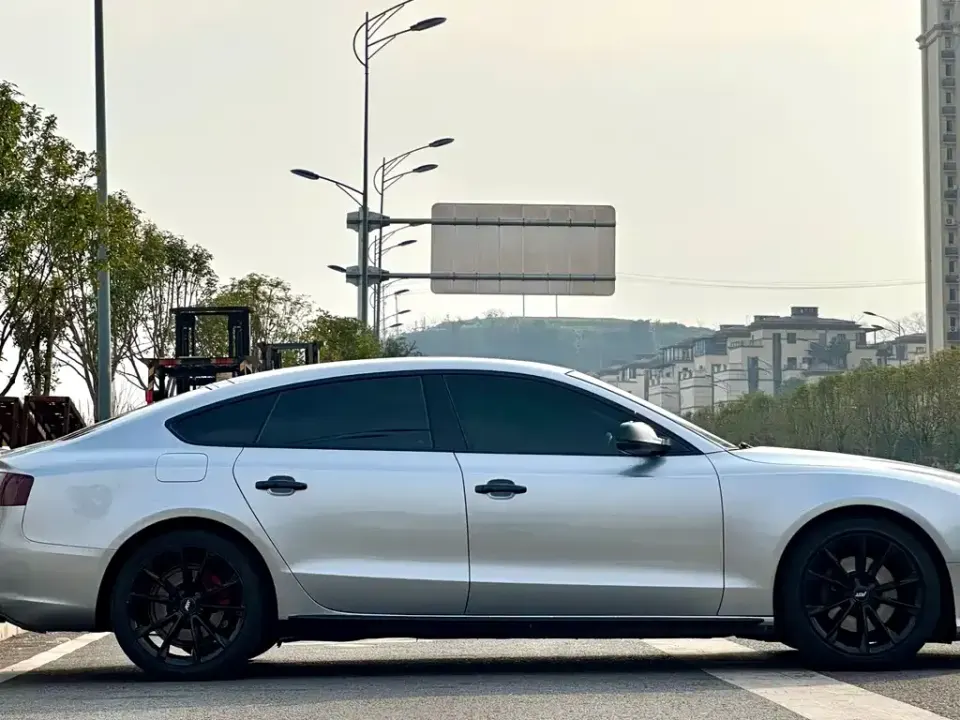 Audi A5 (Import)