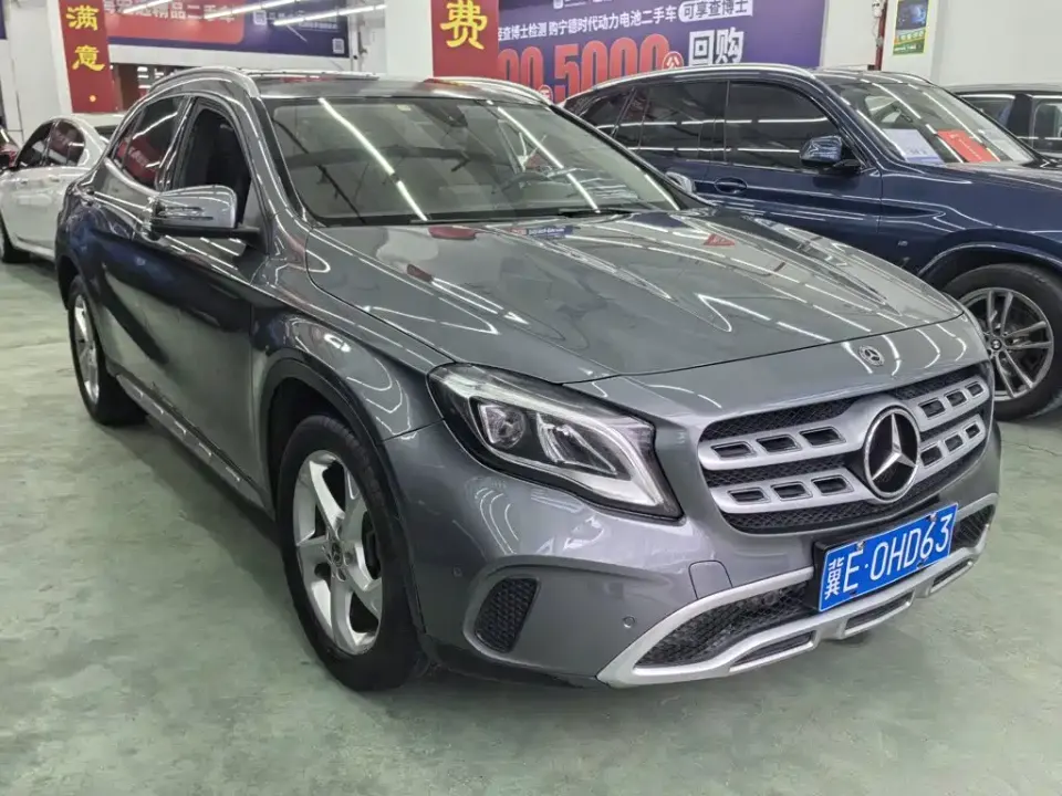 Mercedes-Benz GLA