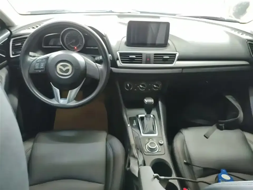 Mazda 3 Axela