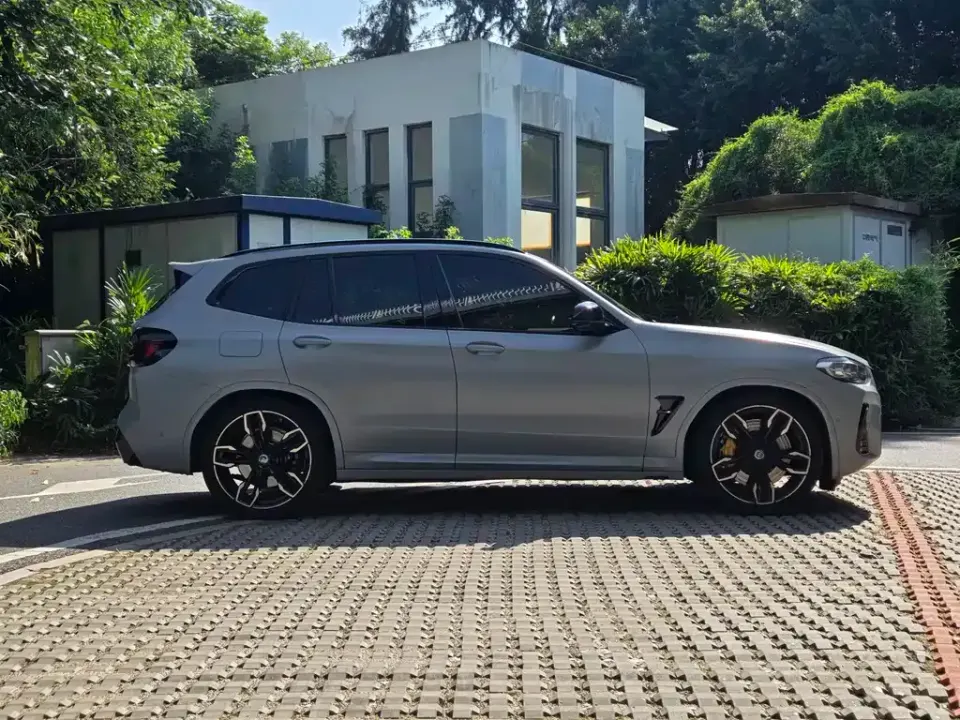 BMW X3 M40i