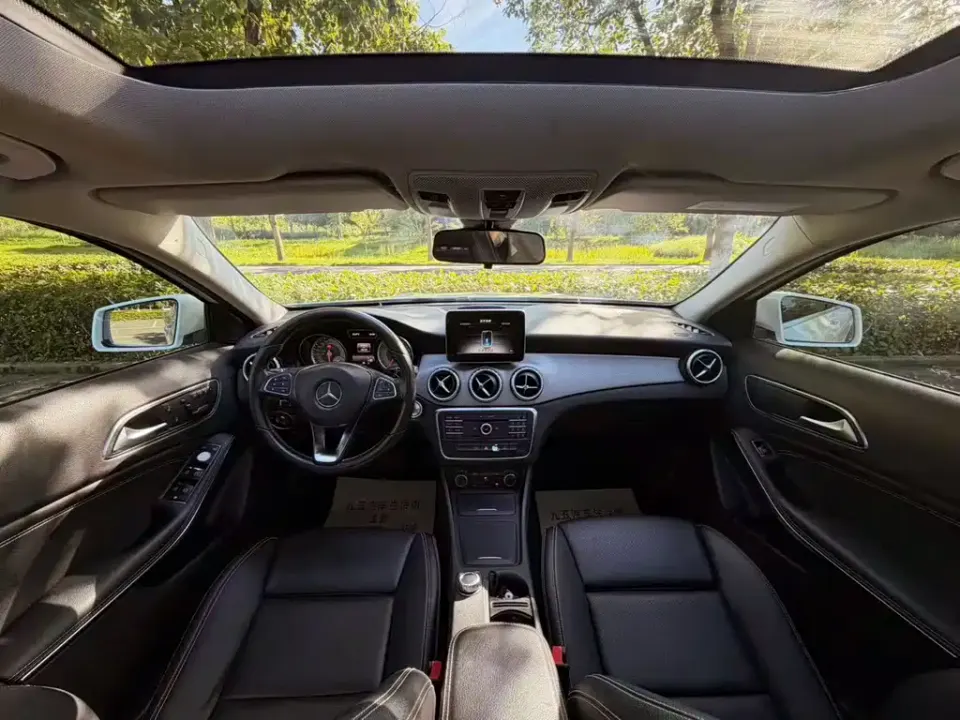 Mercedes-Benz GLA