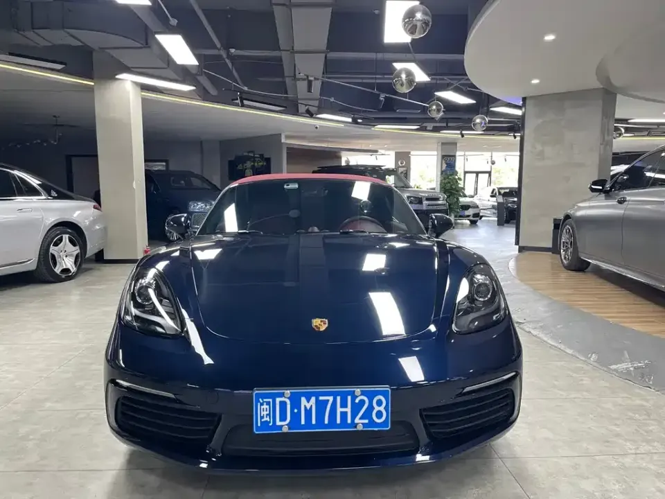 Porsche 718