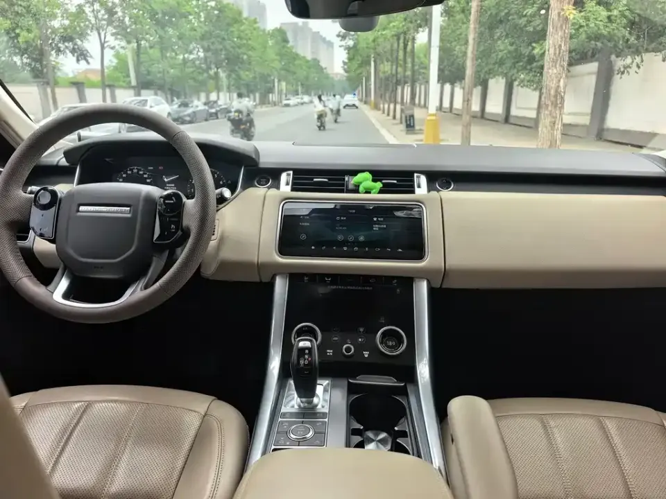 Land Rover Sport PHEV
