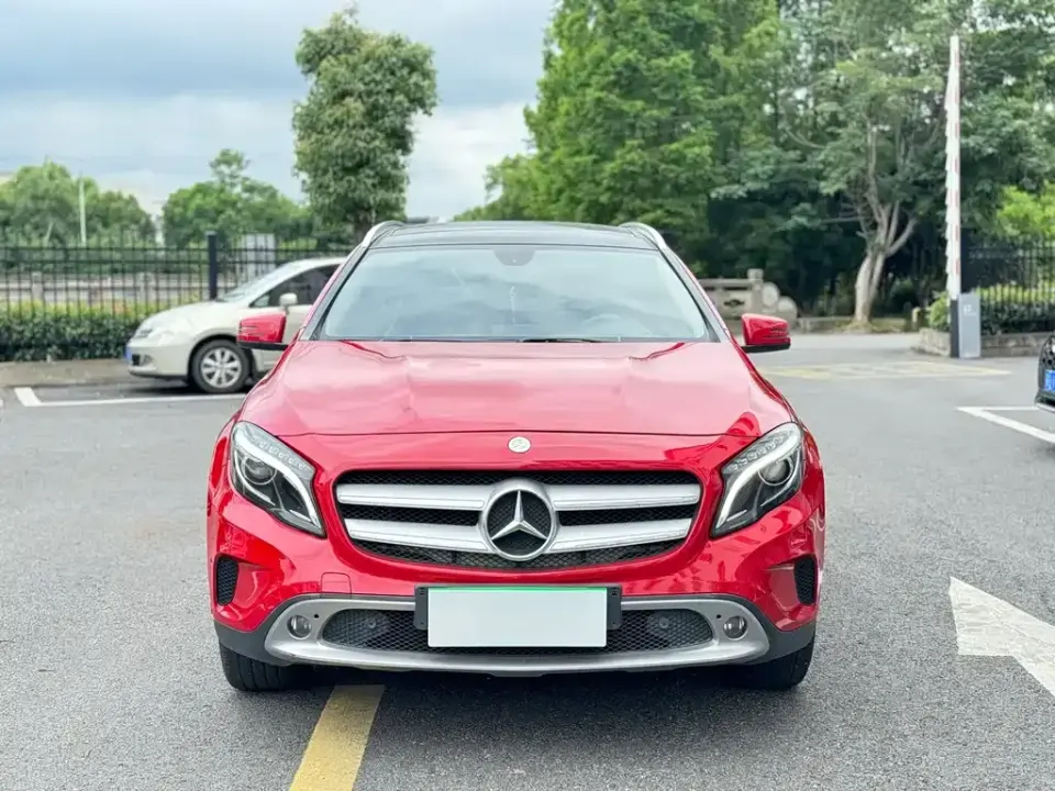 Mercedes-Benz GLA (Import)