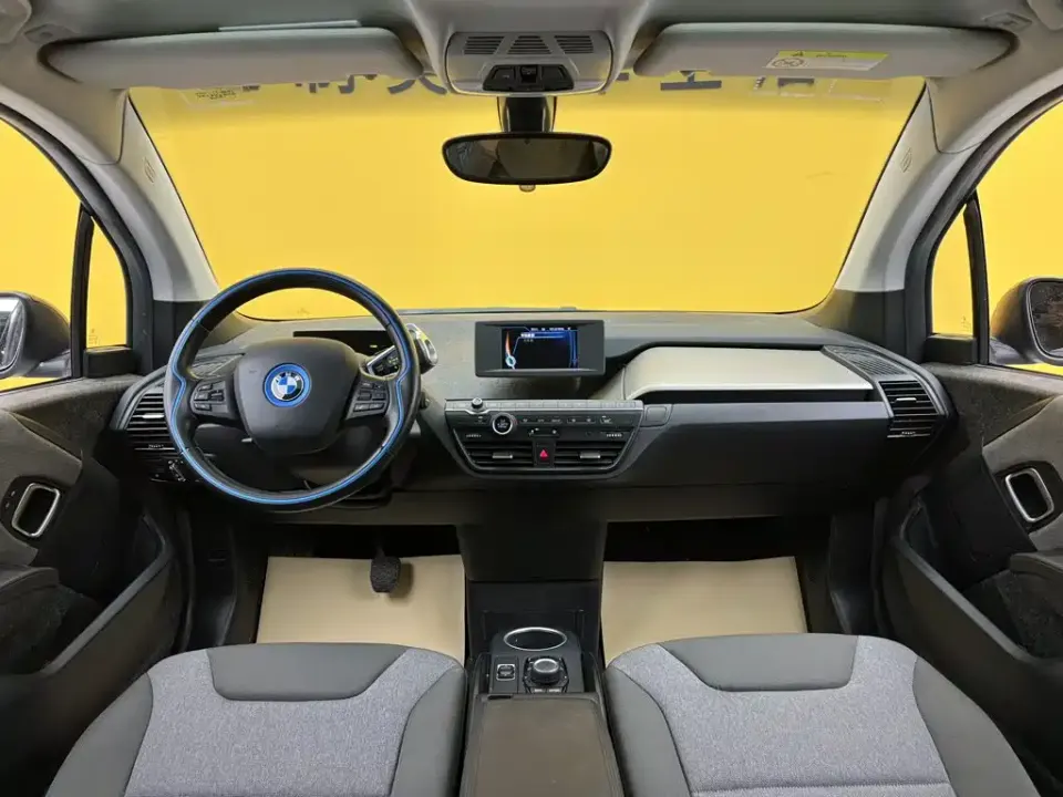 BMW i3 (Import)