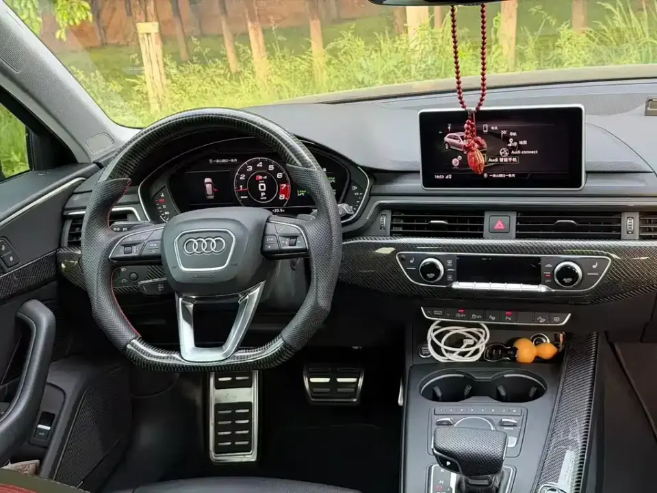 Audi A4 (Import)
