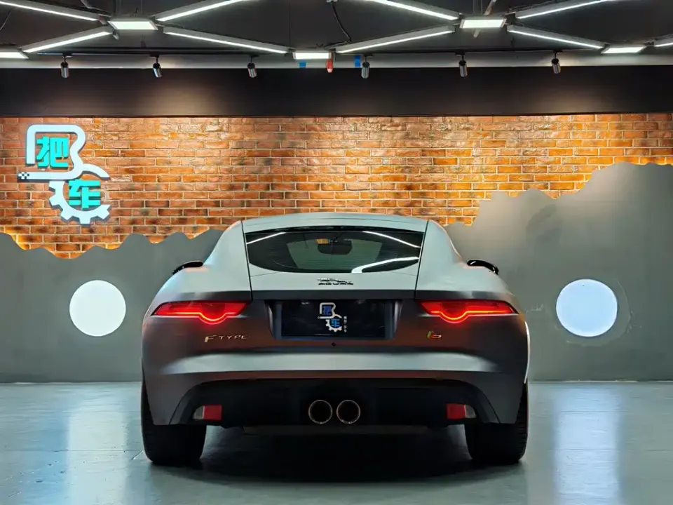 Jaguar F-Type