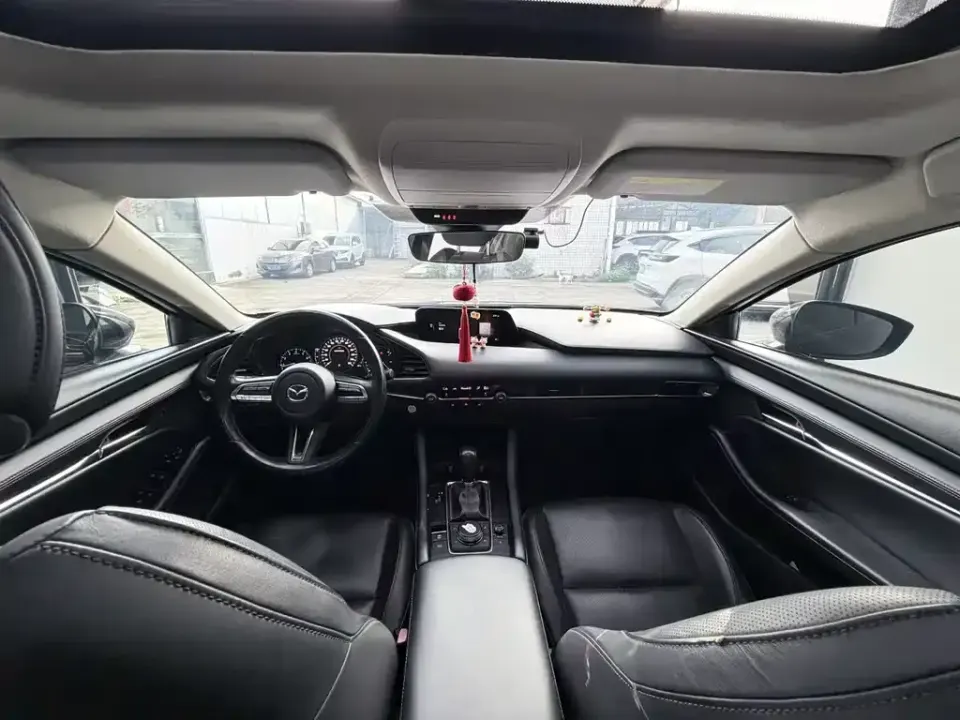 Mazda 3 Axela
