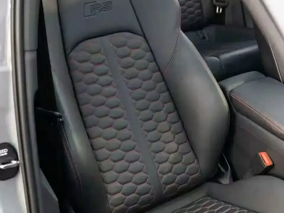 Audi RS 4