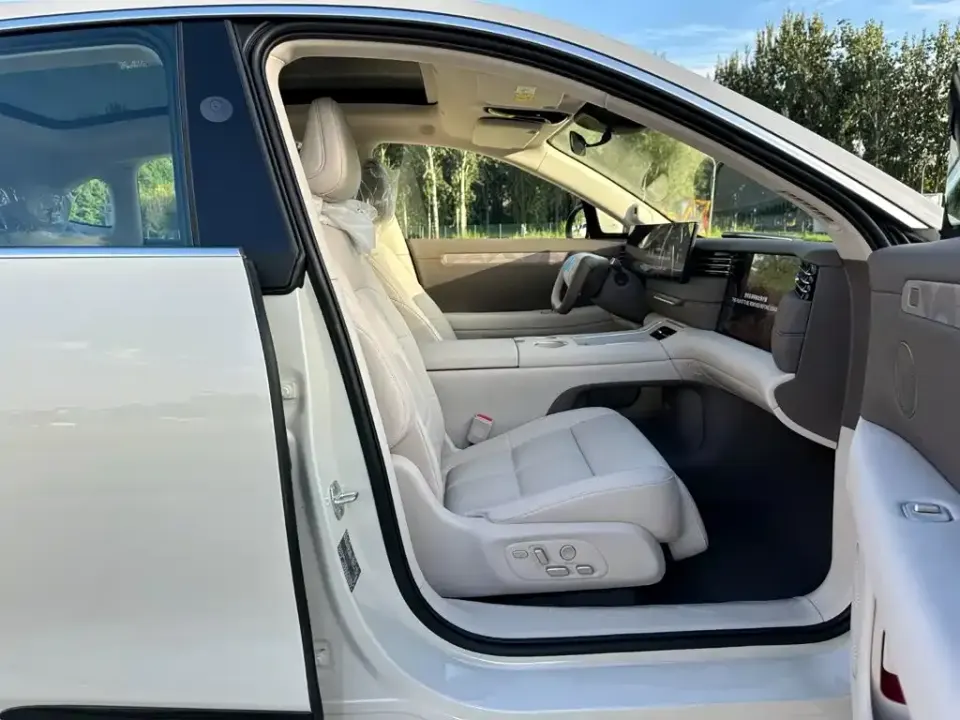 IM Motors IM LS6