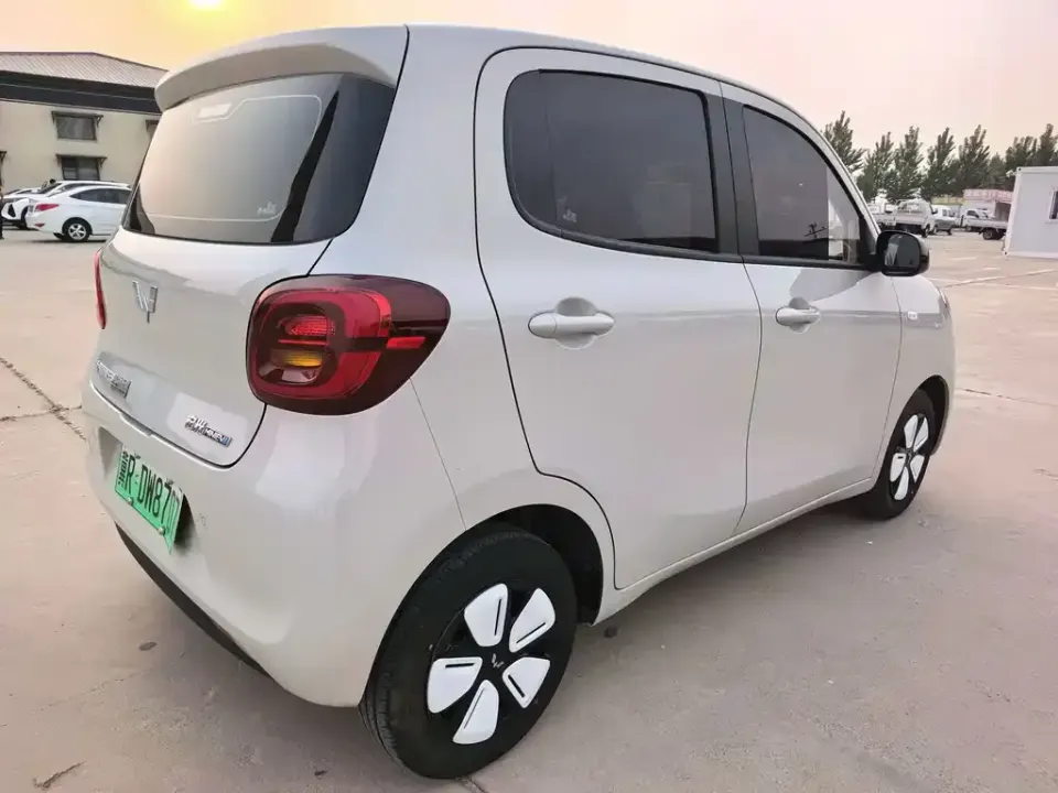 Wuling MINIEV