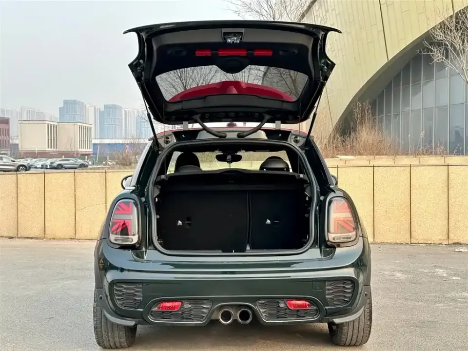 MINI Mini JCW