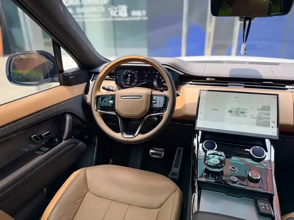 Land Rover Sport