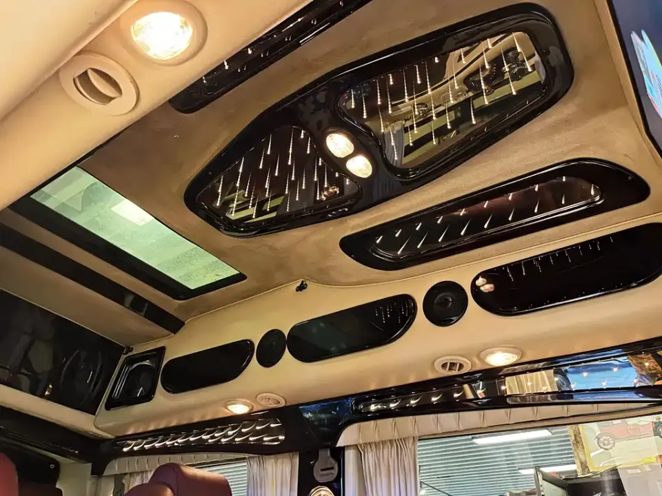 GMC Savana