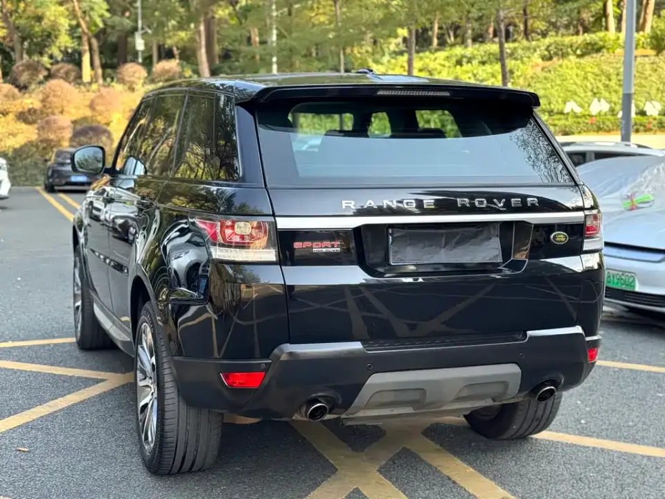 Land Rover Sport