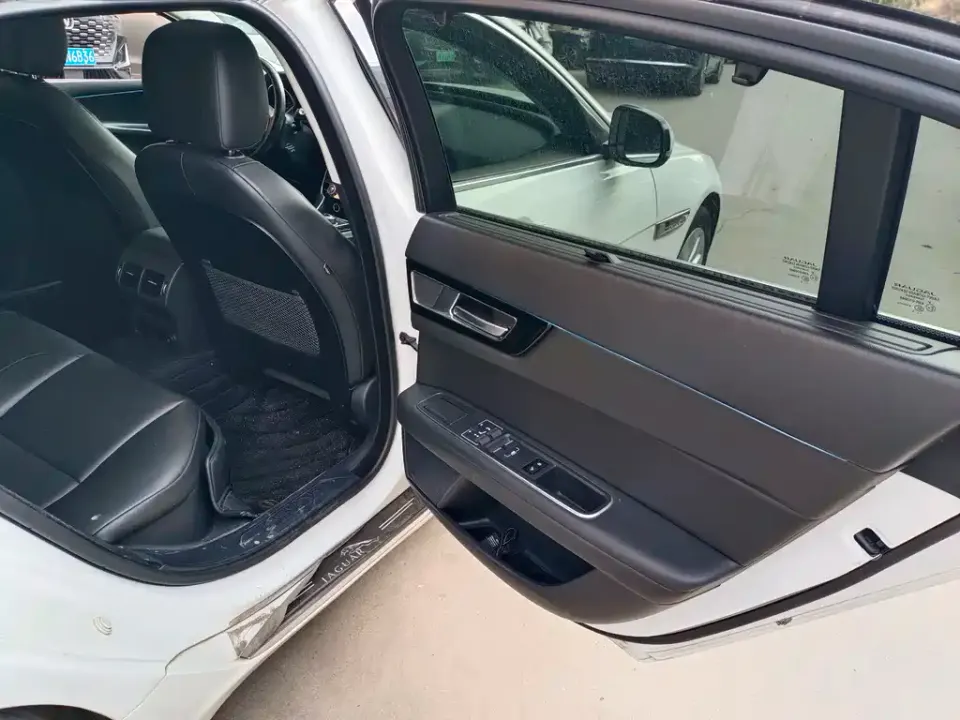 Jaguar XEL