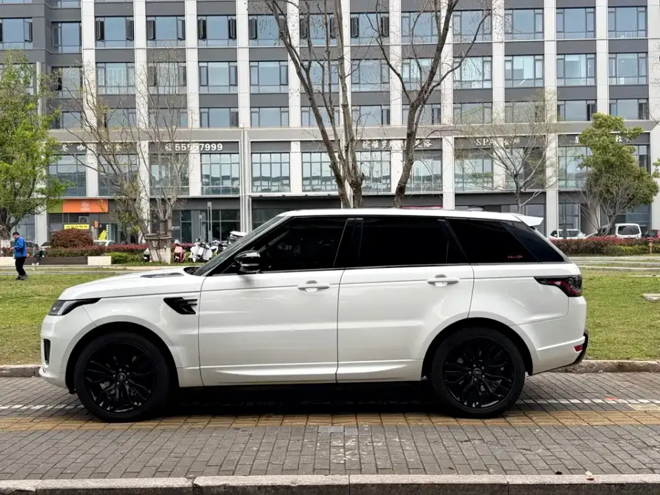 Land Rover Sport