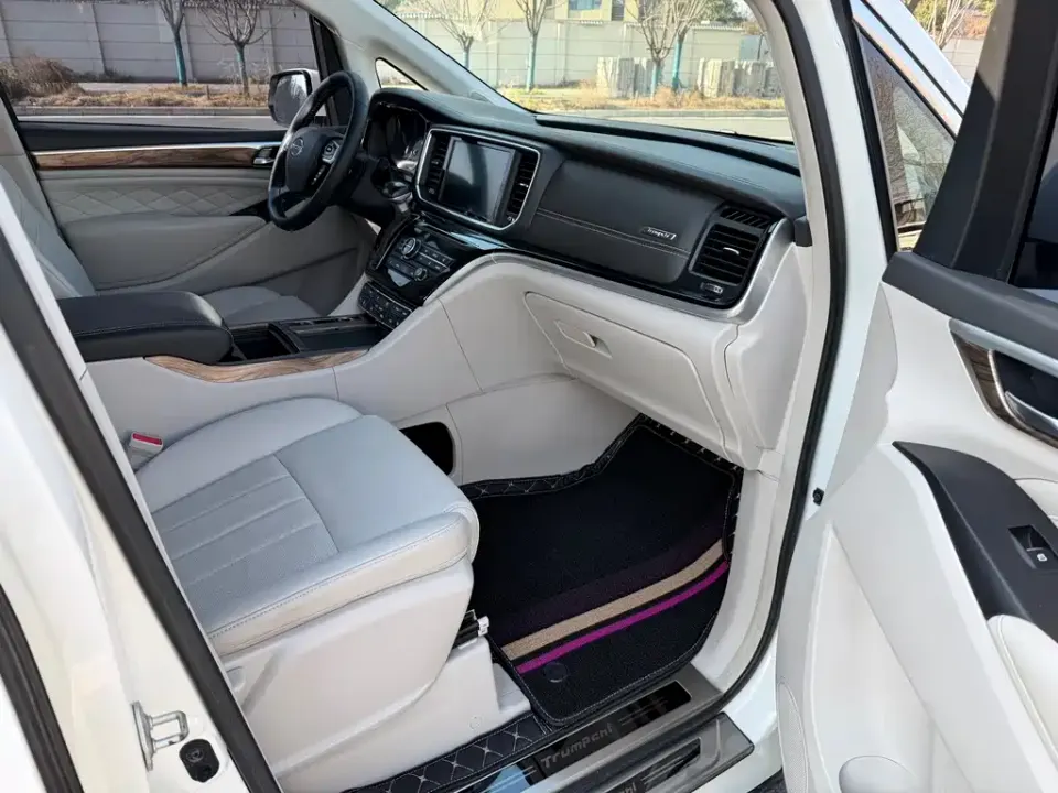 GAC Trumpchi M8