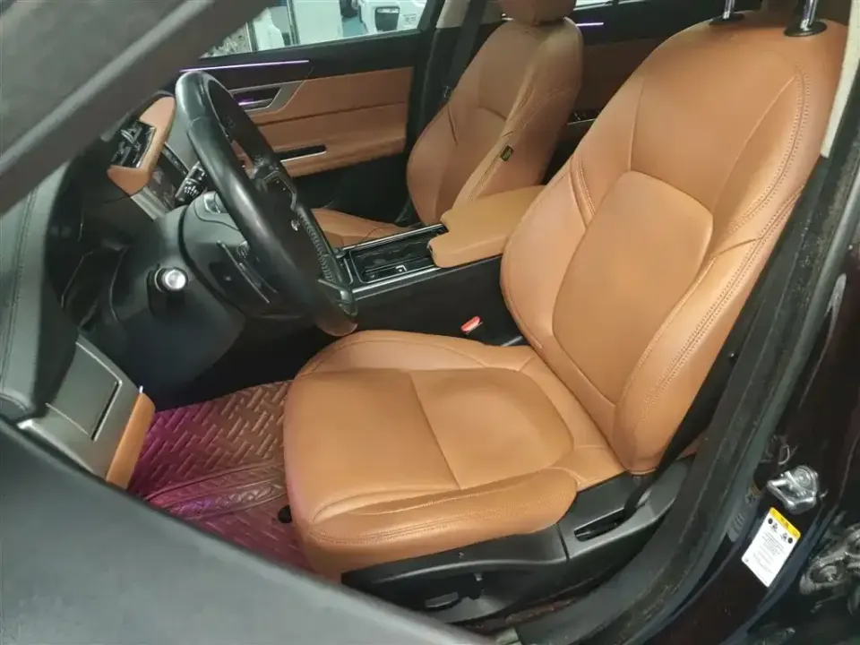 Jaguar XFL