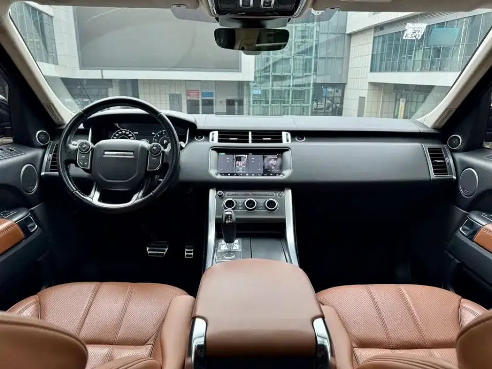Land Rover Sport