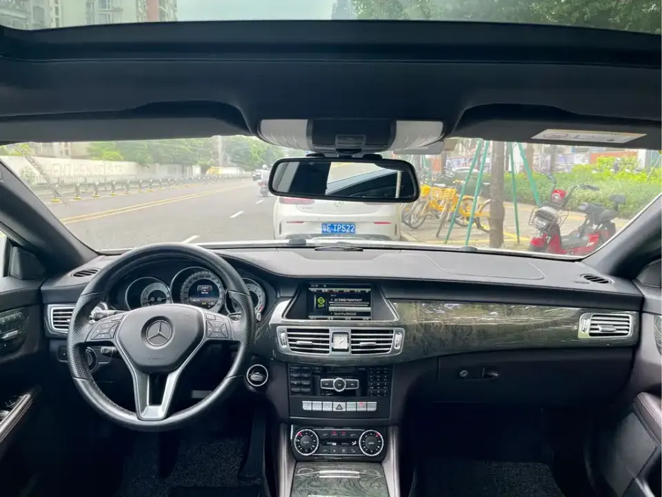Mercedes-Benz CLS