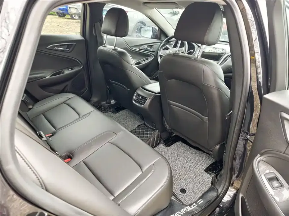 Chevrolet Malibu XL