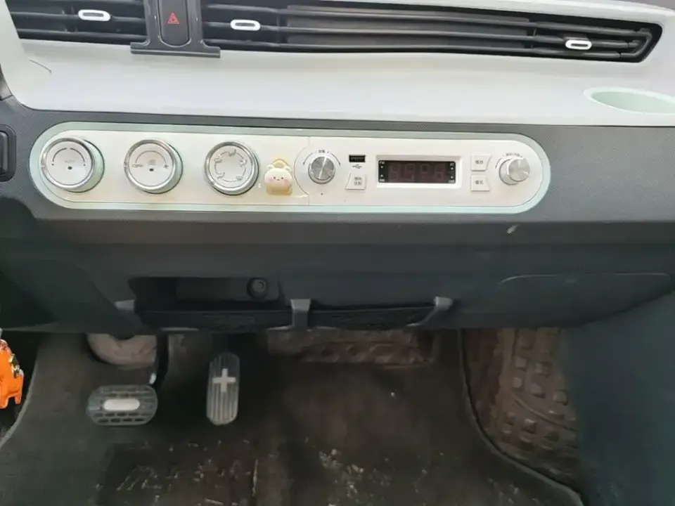 Wuling MINIEV
