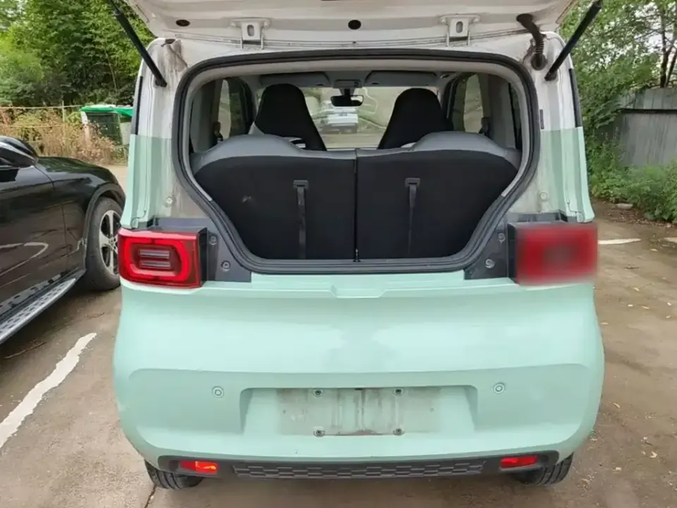 Wuling MINIEV
