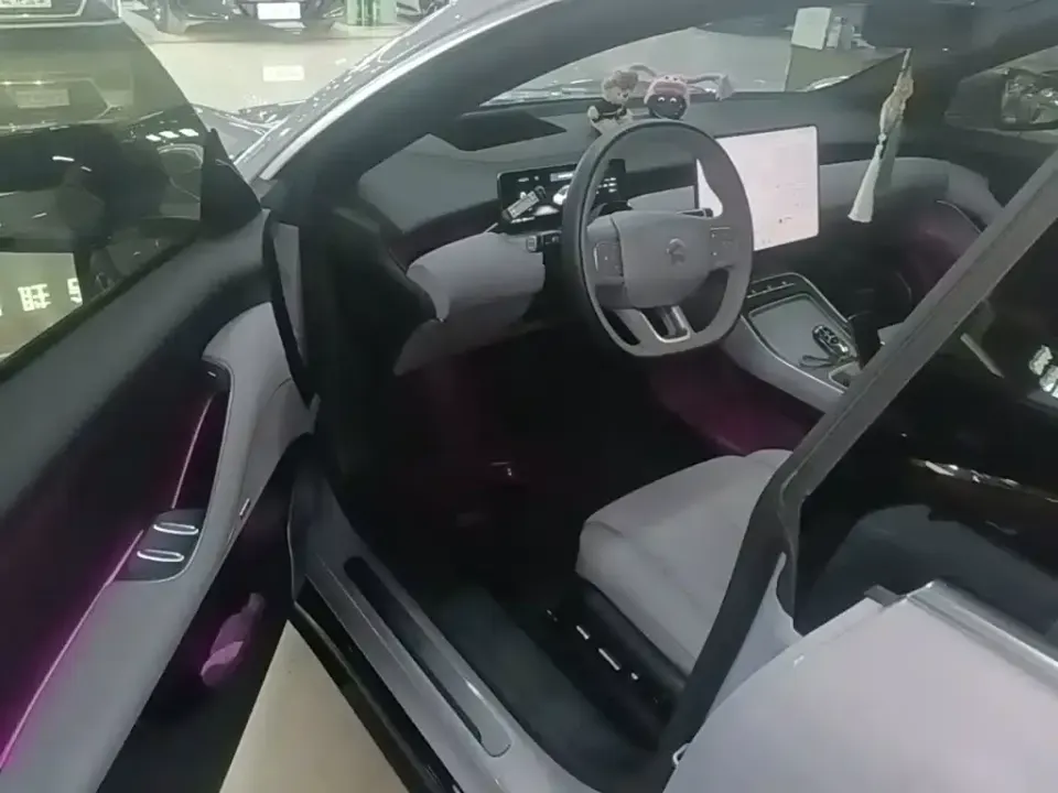Nio ET5T