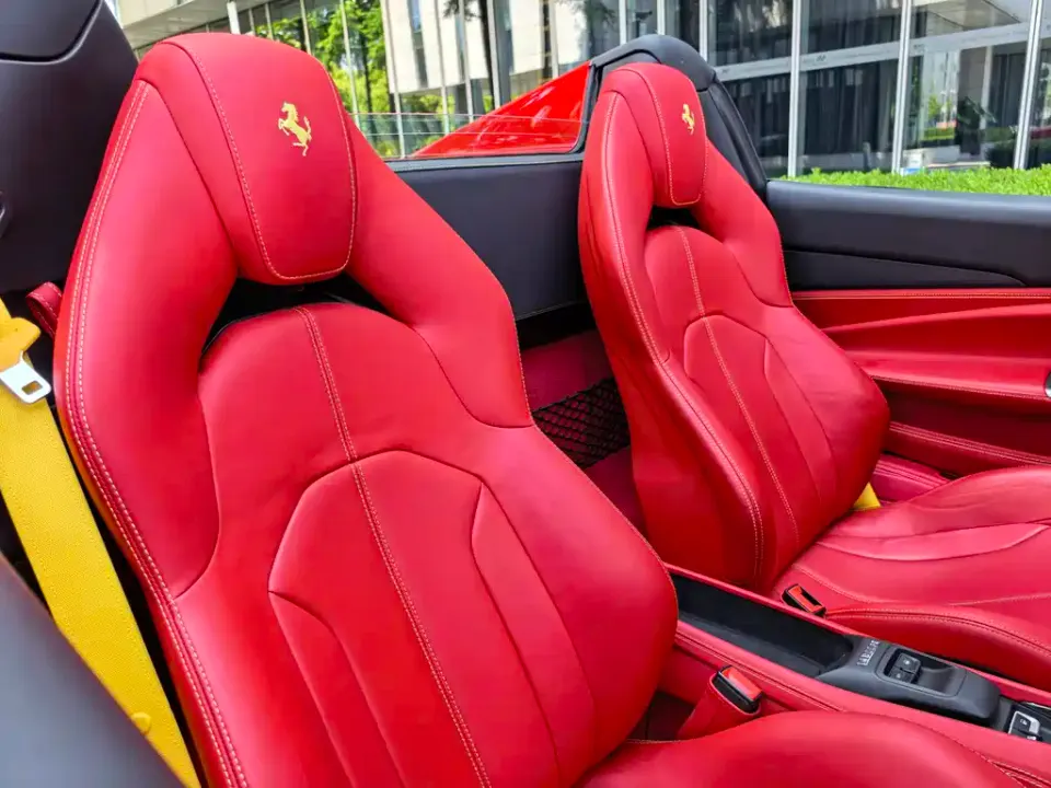 Ferrari F8