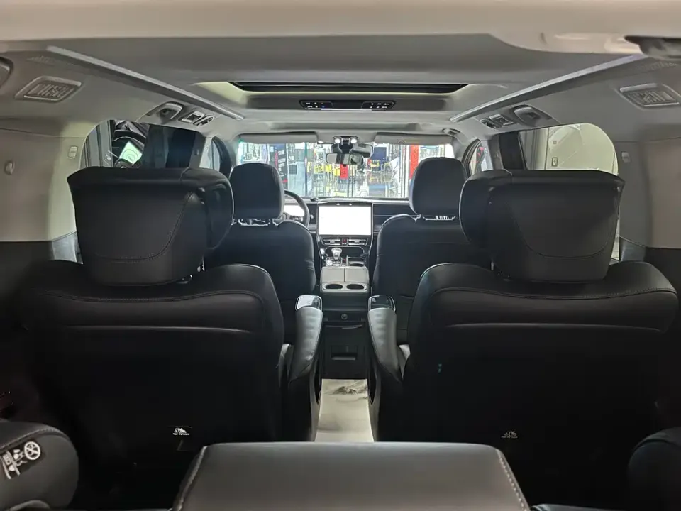 GAC Trumpchi M8