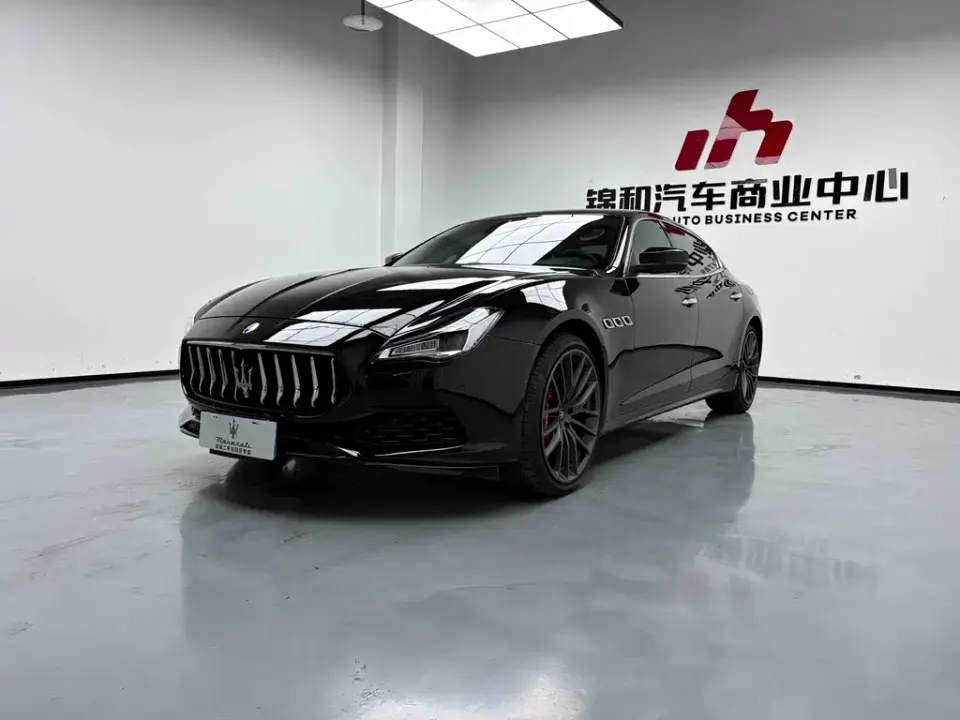 Maserati Quattroporte