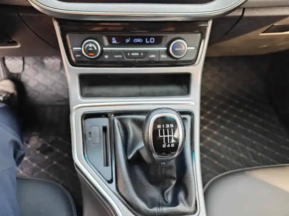 Geely Emgrand GL