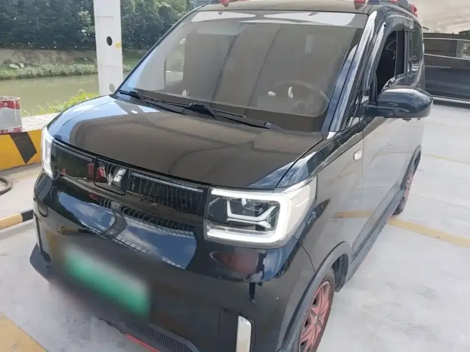 Wuling MINIEV