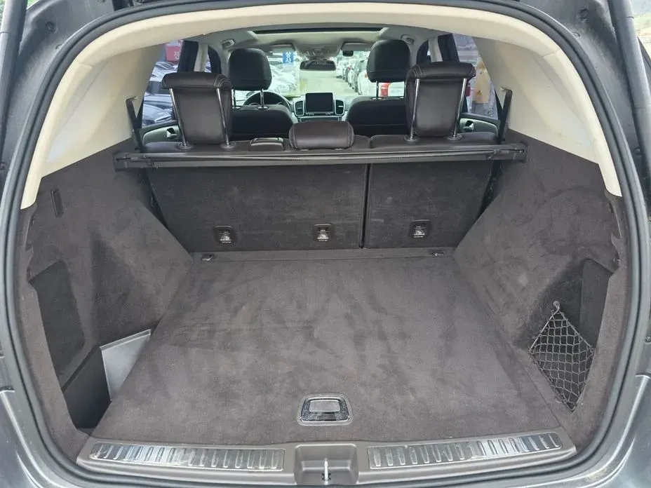 Mercedes-Benz GLE-Class
