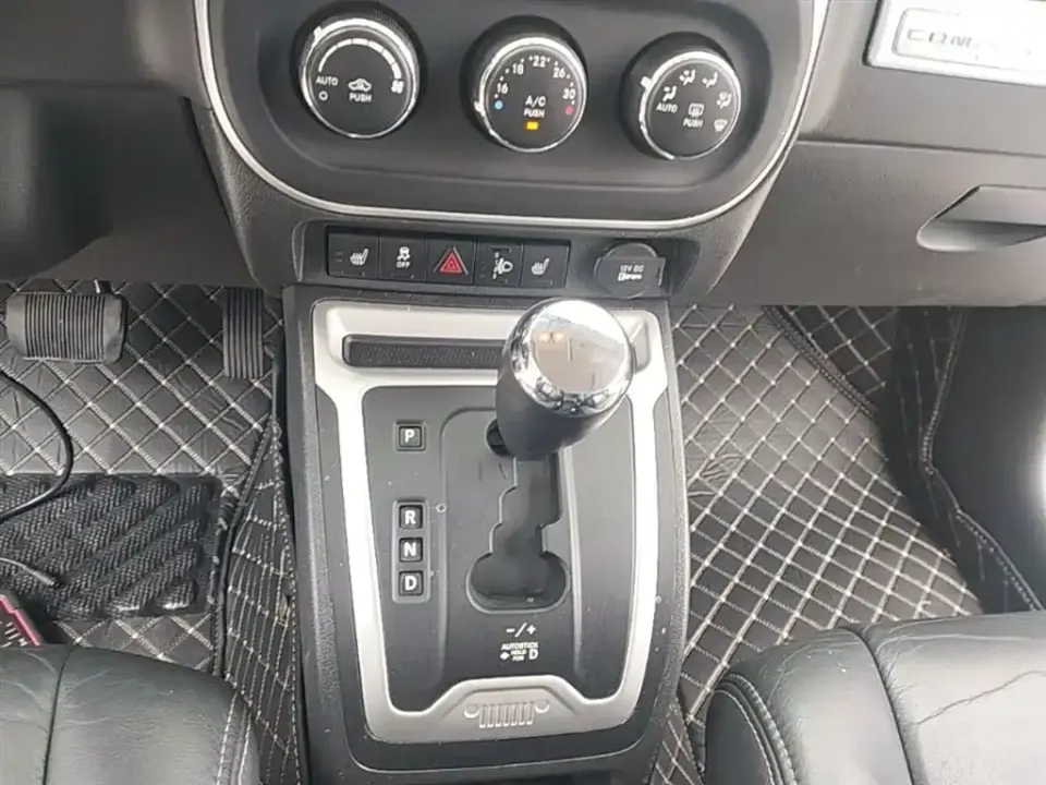 Jeep Compass (Import)