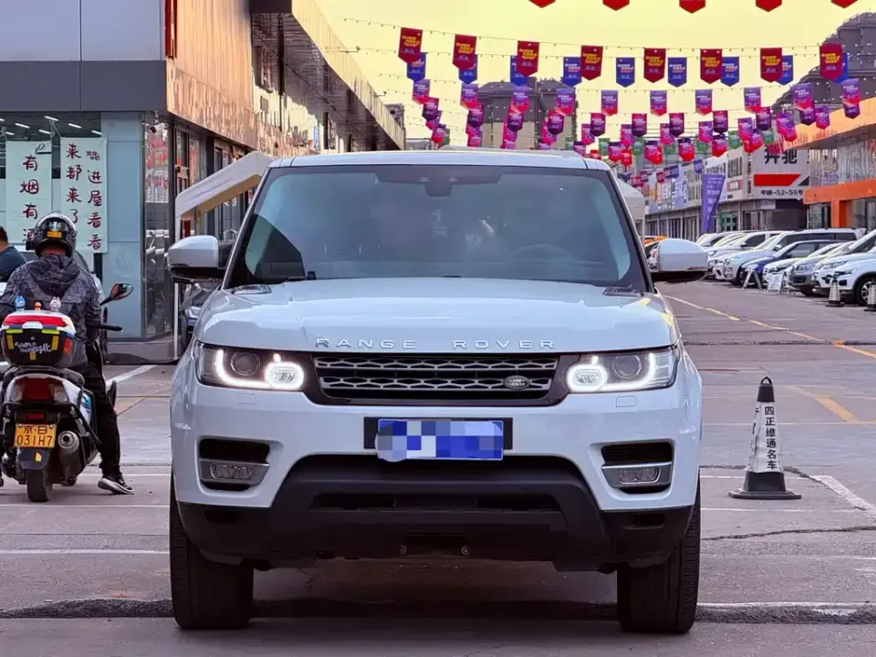 Land Rover Sport