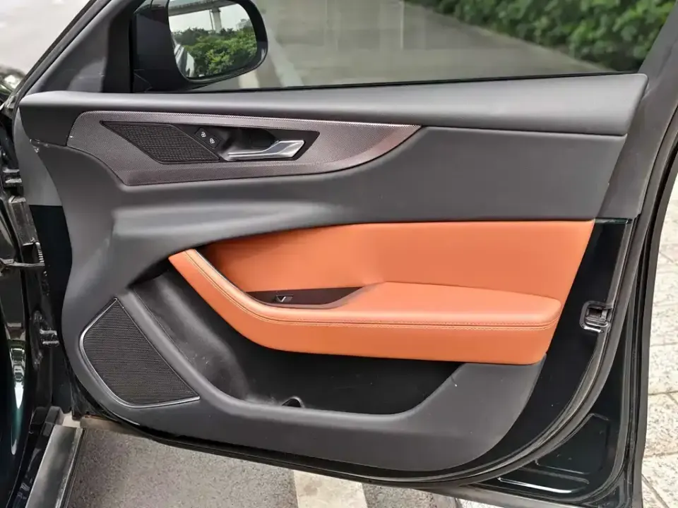 Jaguar XEL