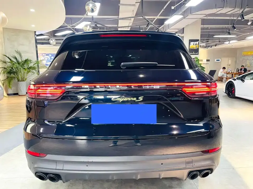 Porsche Cayenne Hybrid