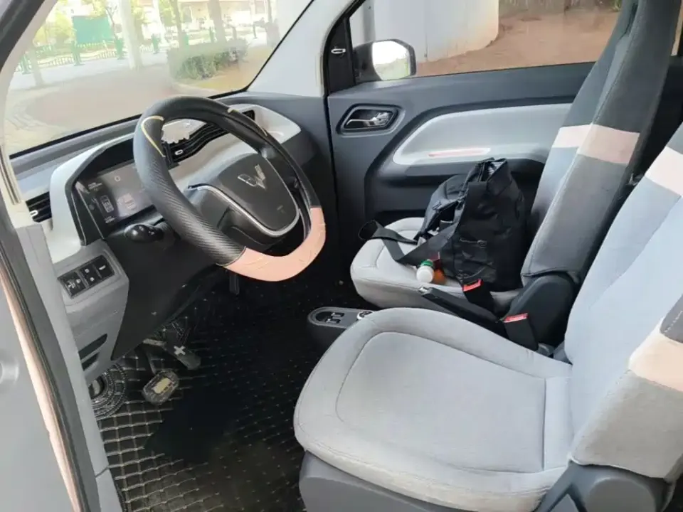 Wuling MINIEV