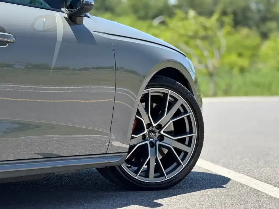 Audi S4