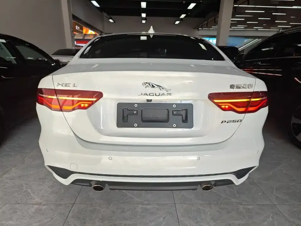 Jaguar XEL